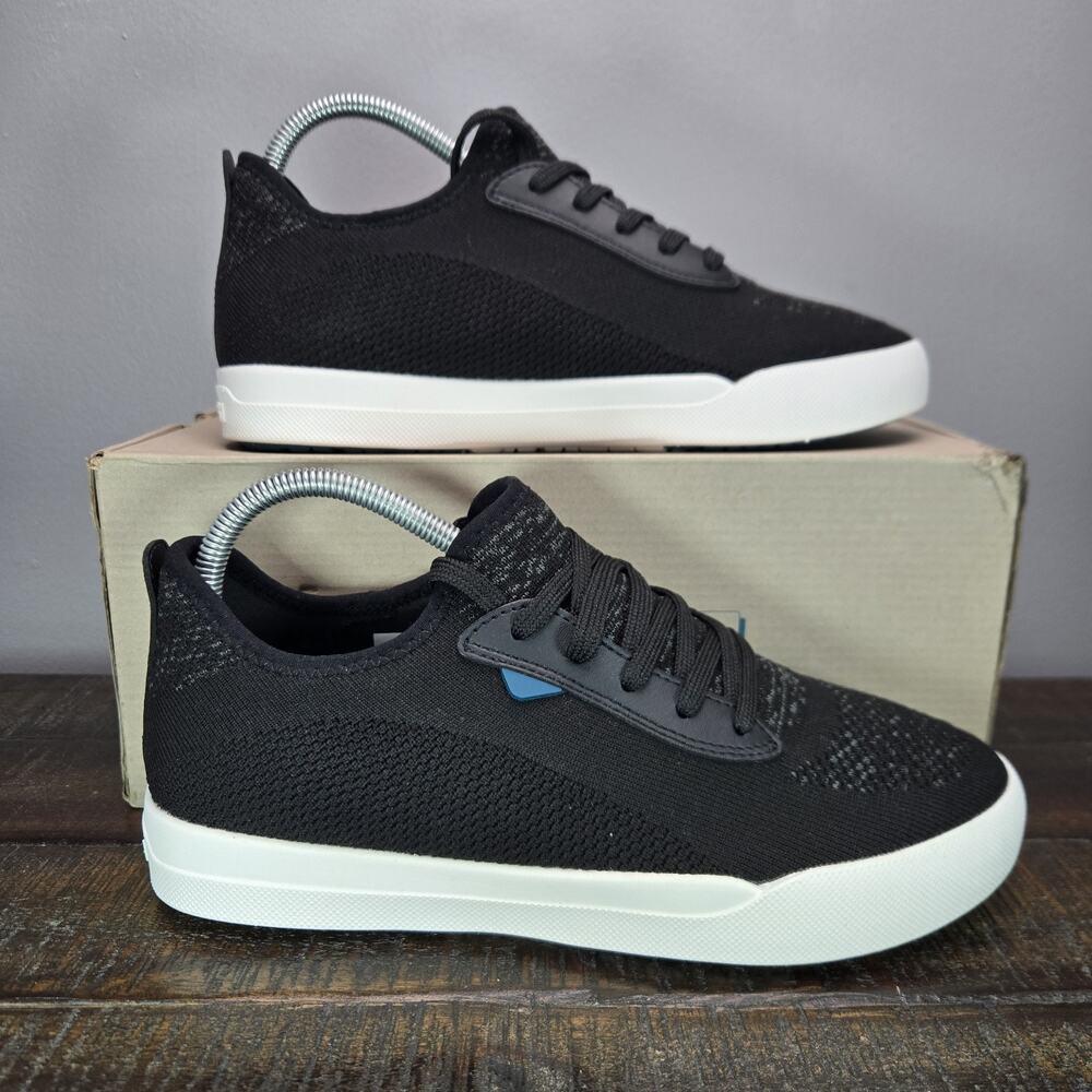 NEW Vessi Weekend 1.5 Sneaker Womens Size 9 Waterproof Shoes Asphalt Black White